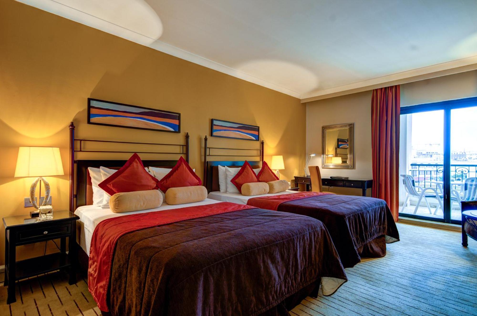 Corinthia St George'S Bay Hotel Saint Julian's Room photo